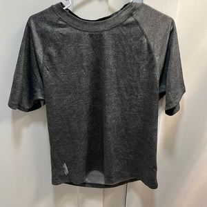 Work out- short sleeve shirt